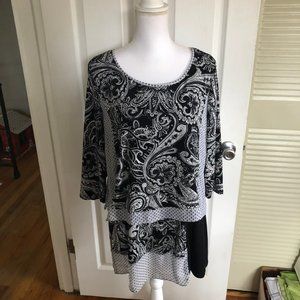 4/$10 STYLE & CO colorblock layered top black
